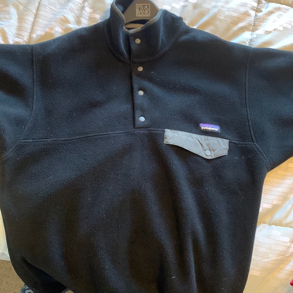 Men’s Black Patagonia Synchilla